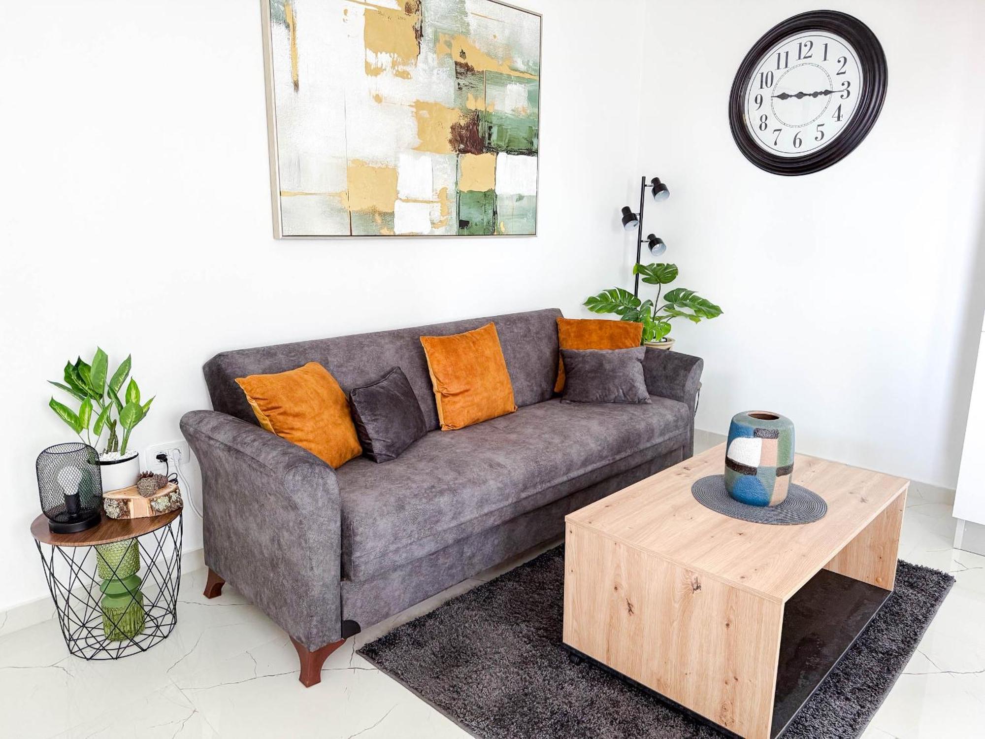 Apartman New 2 Bed, 1 Bath In